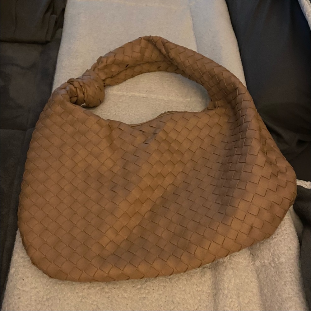 Elegant Brown Woven Hobo Bag